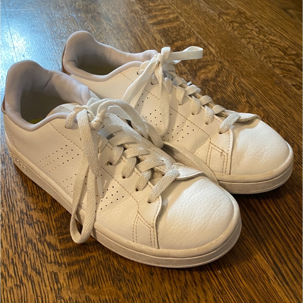 Adidas size 5 white shoes